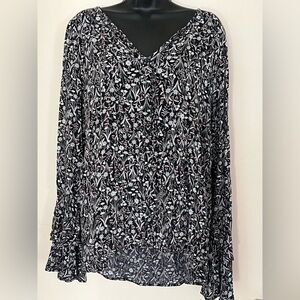Hinge Ruffled Long Sleeve Blouse